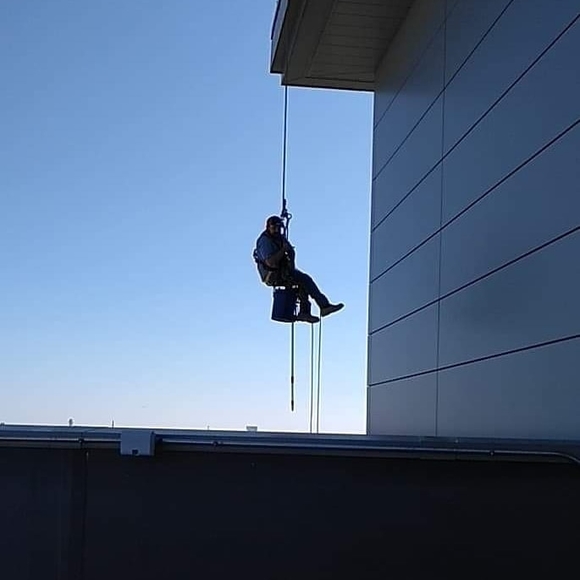 Meet your Posher, Joshua - Picture 1 of 1